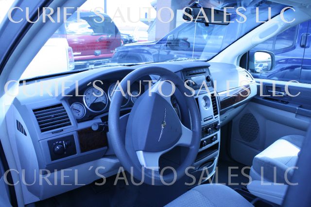 2009 Chrysler Town and Country Elk Conversion Van