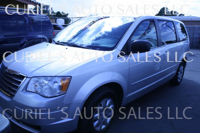 2009 Chrysler Town and Country Elk Conversion Van