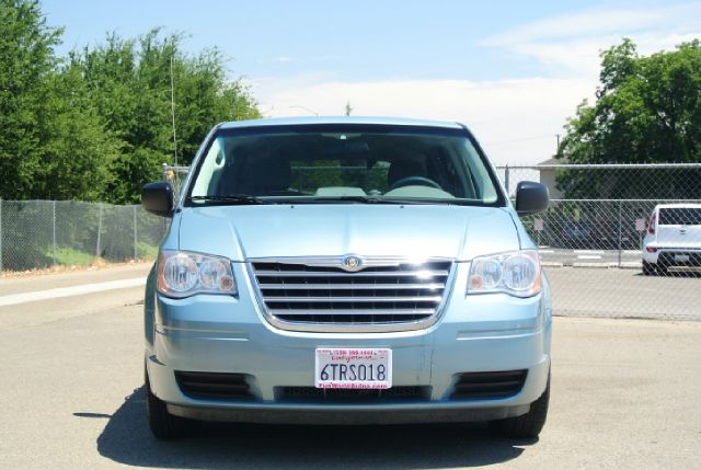 2009 Chrysler Town and Country Elk Conversion Van