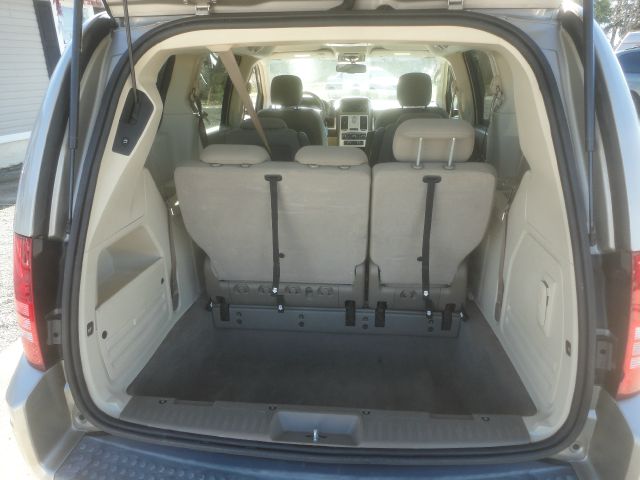 2009 Chrysler Town and Country 3.5