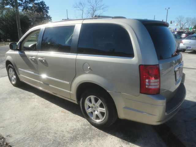 2009 Chrysler Town and Country 3.5