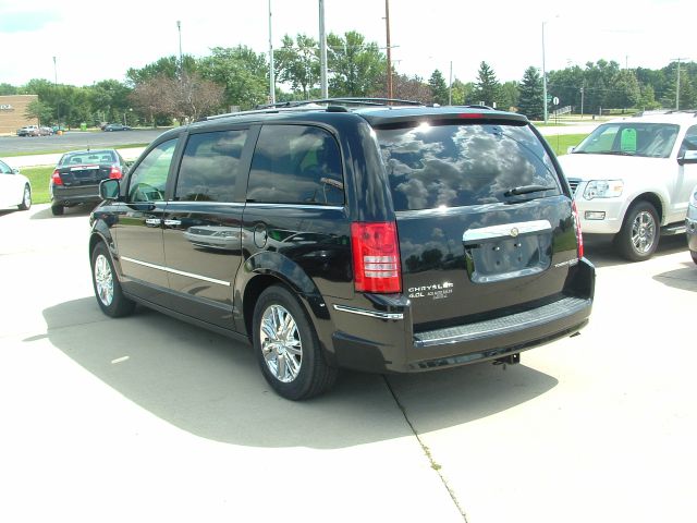 2009 Chrysler Town and Country 4-door V6 Auto EX-L W/nav
