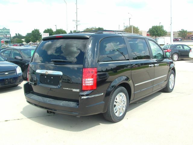 2009 Chrysler Town and Country 4-door V6 Auto EX-L W/nav