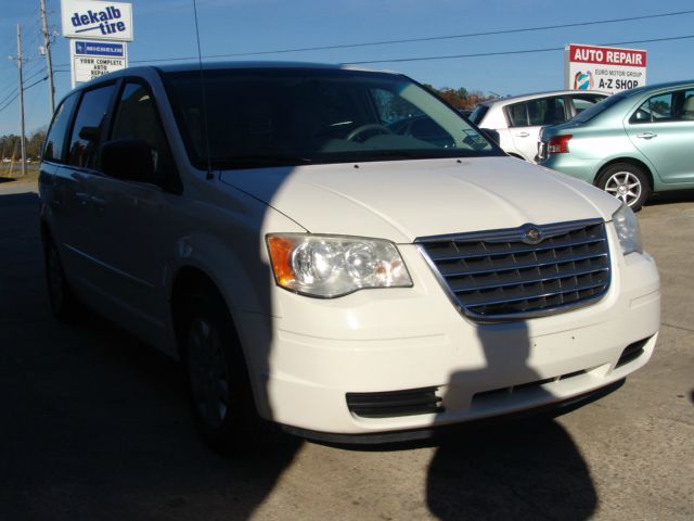 2009 Chrysler Town and Country Elk Conversion Van
