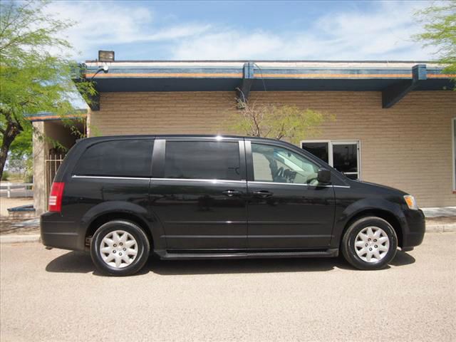 2009 Chrysler Town and Country Elk Conversion Van
