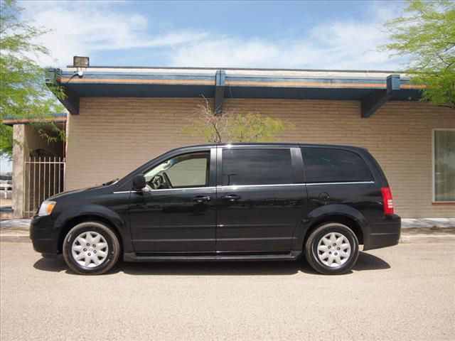 2009 Chrysler Town and Country Elk Conversion Van