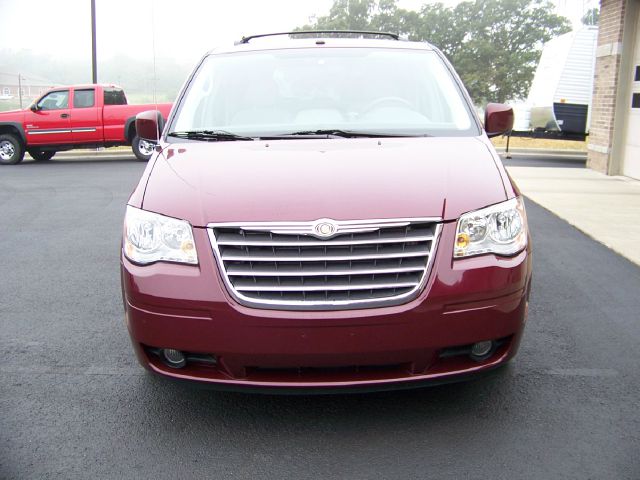 2009 Chrysler Town and Country 3.5