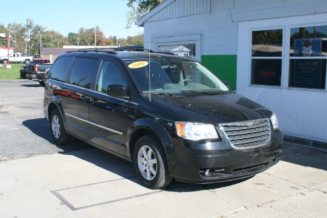 2010 Chrysler Town and Country 3.5