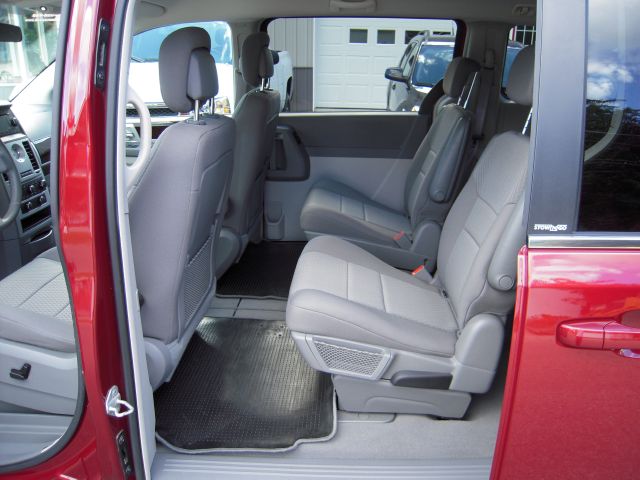 2010 Chrysler Town and Country 3.5