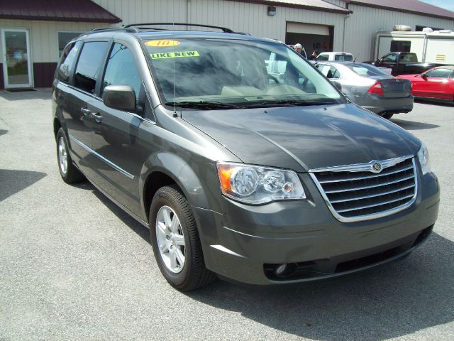 2010 Chrysler Town and Country 3.5