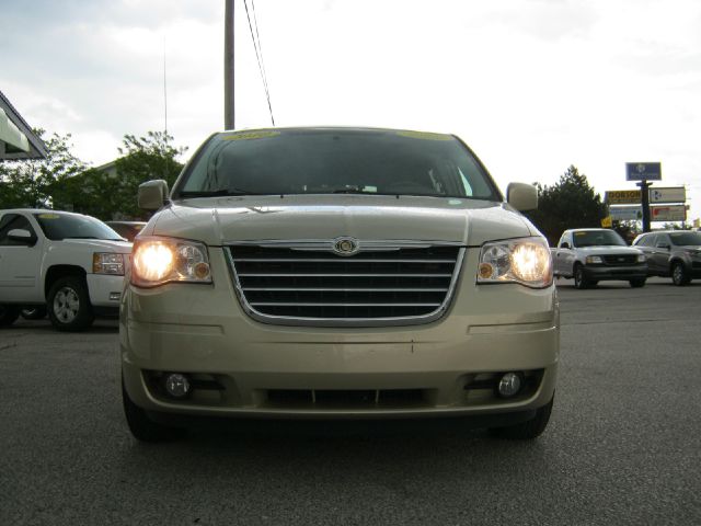 2010 Chrysler Town and Country 3.5