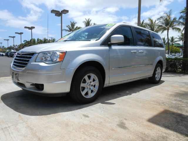 2010 Chrysler Town and Country 3.5