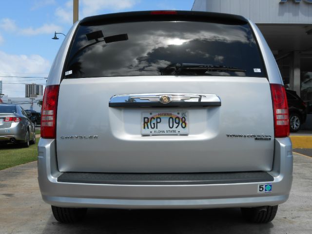 2010 Chrysler Town and Country 3.5