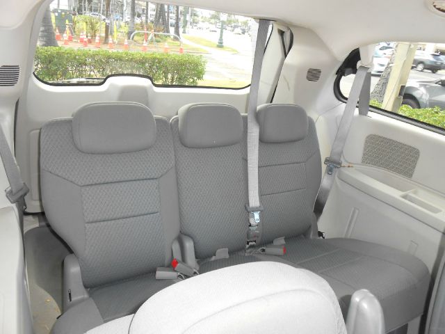 2010 Chrysler Town and Country 3.5