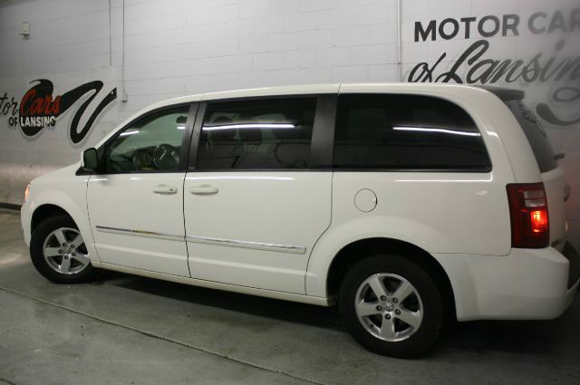 2010 Chrysler Town and Country 3.5