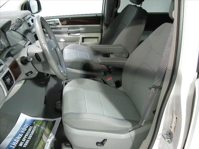 2010 Chrysler Town and Country 3.5