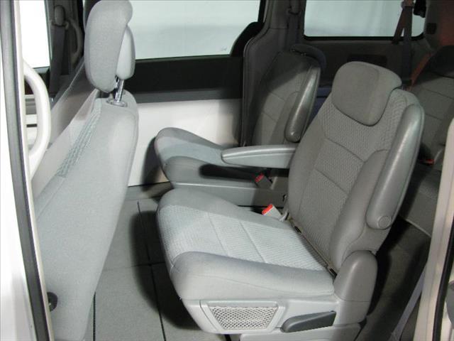 2010 Chrysler Town and Country 3.5