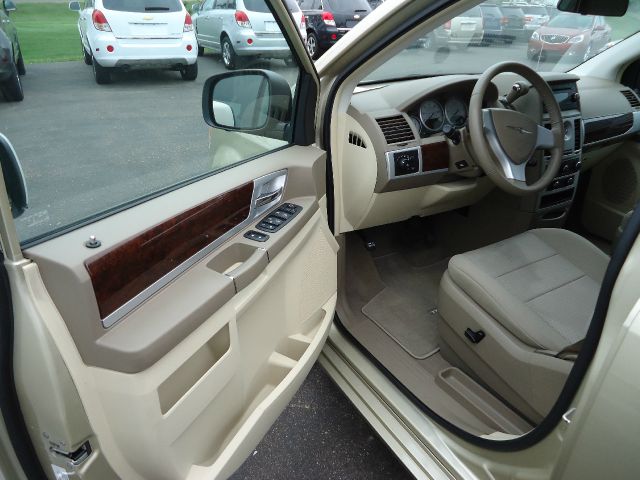 2010 Chrysler Town and Country 3.5