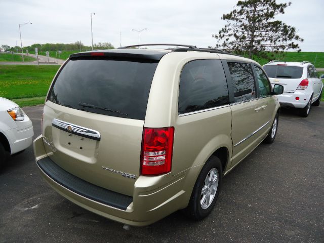 2010 Chrysler Town and Country 3.5