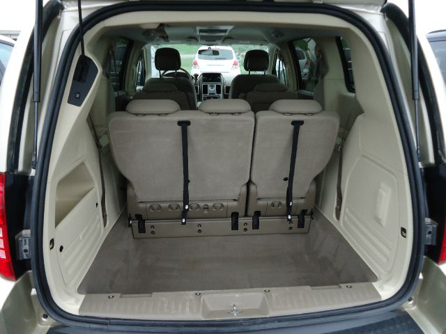 2010 Chrysler Town and Country 3.5