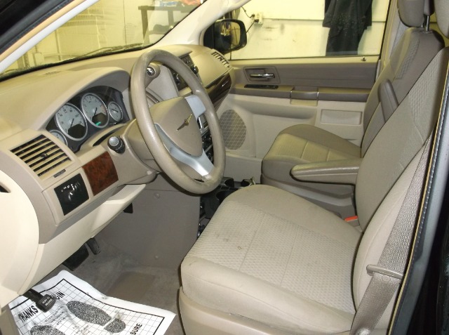 2010 Chrysler Town and Country Elk Conversion Van