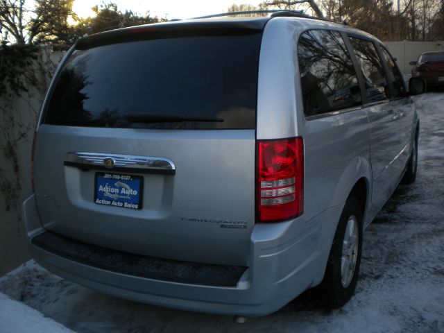 2010 Chrysler Town and Country 3.5