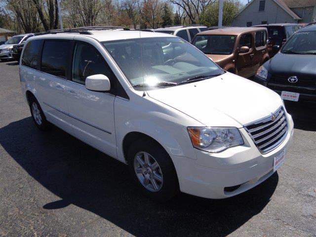 2010 Chrysler Town and Country 3.5
