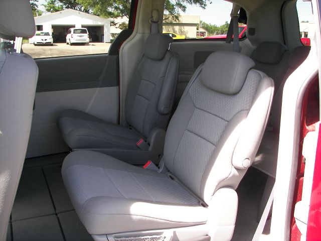 2010 Chrysler Town and Country 3.5