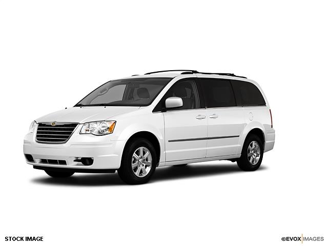 2010 Chrysler Town and Country Unknown