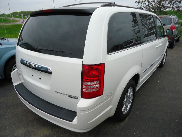 2010 Chrysler Town and Country 3.5