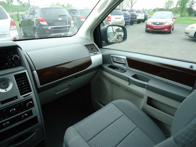 2010 Chrysler Town and Country 3.5