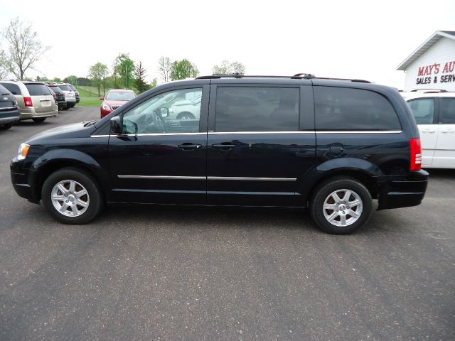 2010 Chrysler Town and Country 3.5