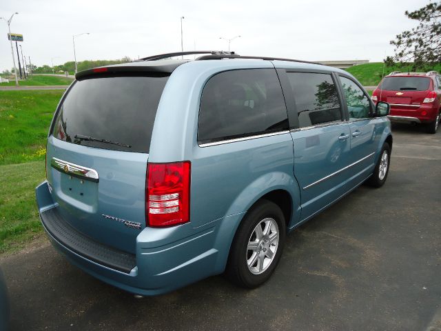 2010 Chrysler Town and Country 3.5