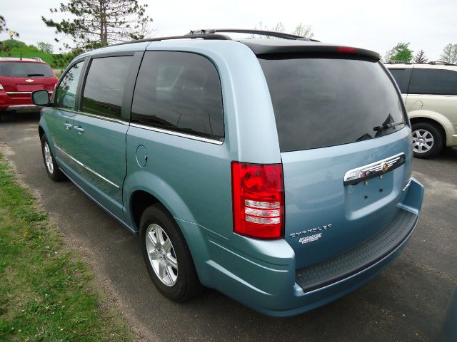 2010 Chrysler Town and Country 3.5