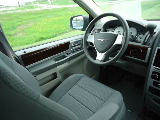 2010 Chrysler Town and Country 3.5