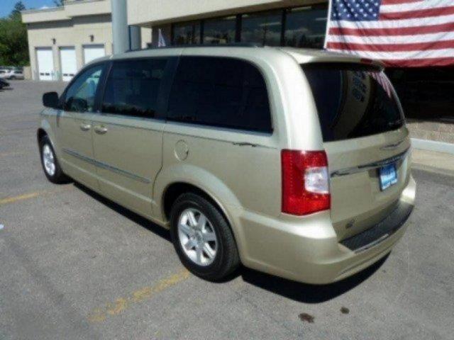 2011 Chrysler Town and Country 3.5