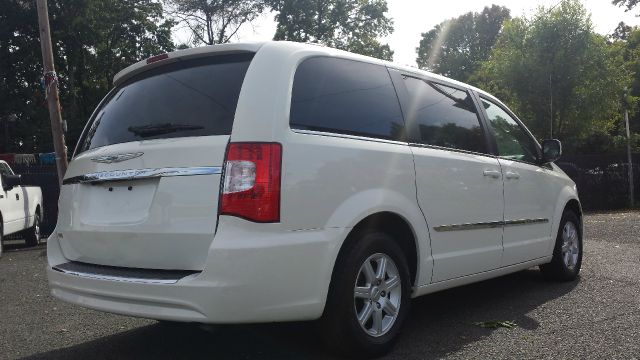 2012 Chrysler Town and Country 3.5