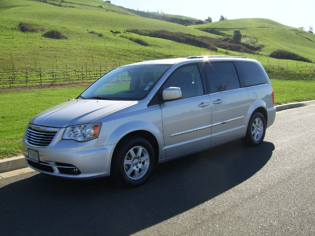 2012 Chrysler Town and Country 3.5
