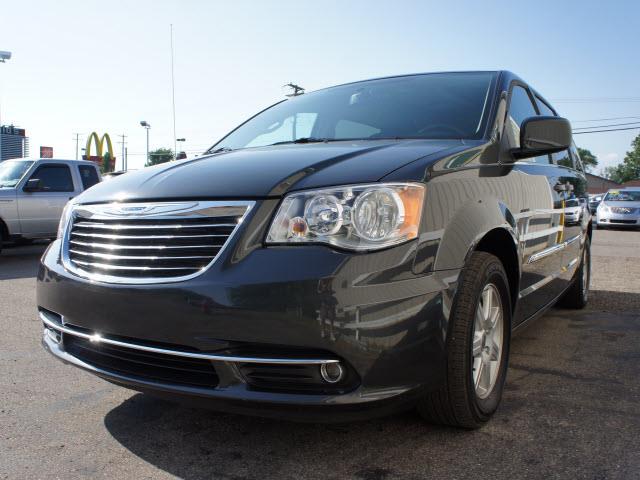 2012 Chrysler Town and Country 3.5