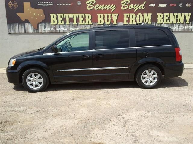 2012 Chrysler Town and Country ST SLT SXT Power Wagon Lar