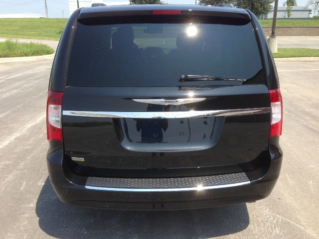 2013 Chrysler Town and Country 3.5