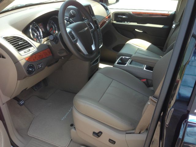 2013 Chrysler Town and Country 3.5