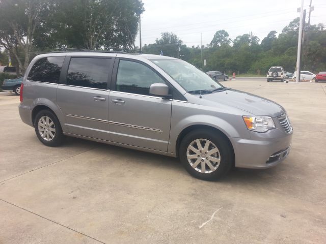 2013 Chrysler Town and Country 3.5