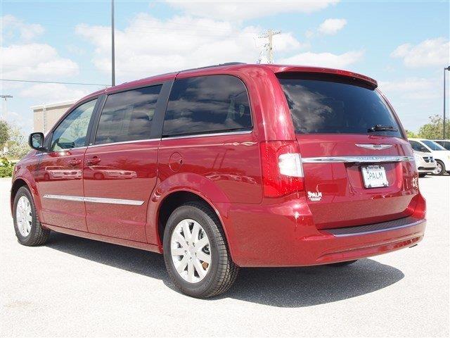 2013 Chrysler Town and Country 3.5