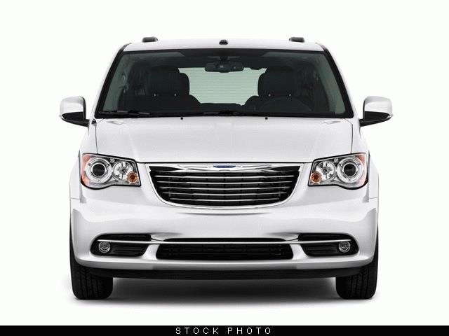 2013 Chrysler Town and Country LX Minivan 4D