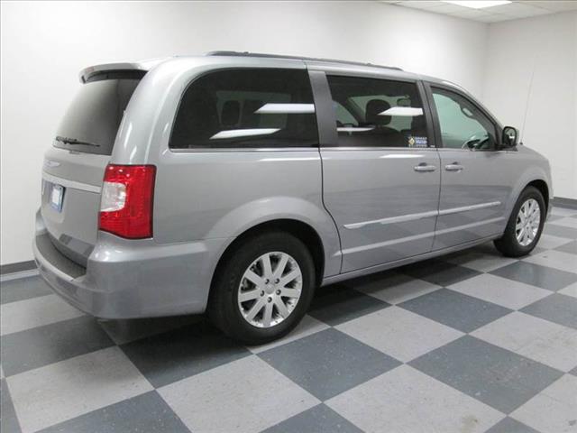 2013 Chrysler Town and Country 3.5