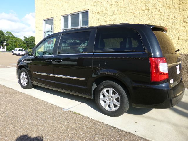 2013 Chrysler Town and Country 3.5