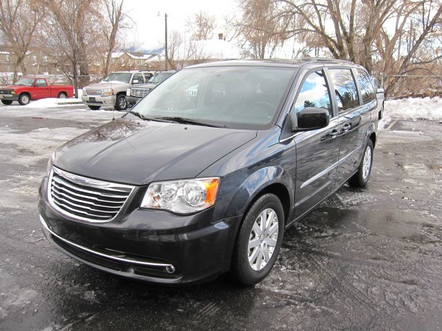 2013 Chrysler Town and Country 3.5