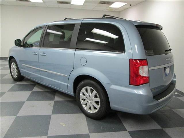 2013 Chrysler Town and Country 3.5