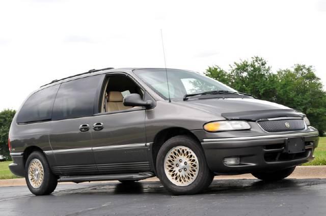 1997 Chrysler Town and Country S Sedan Under FULL Factory Warranty